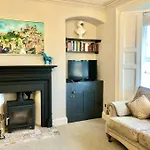 The Pirate\'S Palace, Whitby - Elegant, Comfy, Fun