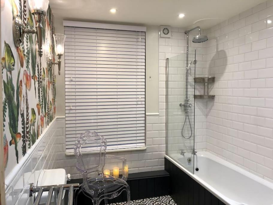 Holiday home The Pirate's Palace, - Elegant, Comfy, Fun Whitby
